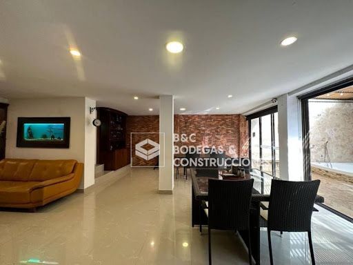 Casa Campestre en arriendo Antioquia Medellín El Tesoro 425 m2 Habitaciones 4 Baños 6 Garajes 2 Precio $18500000