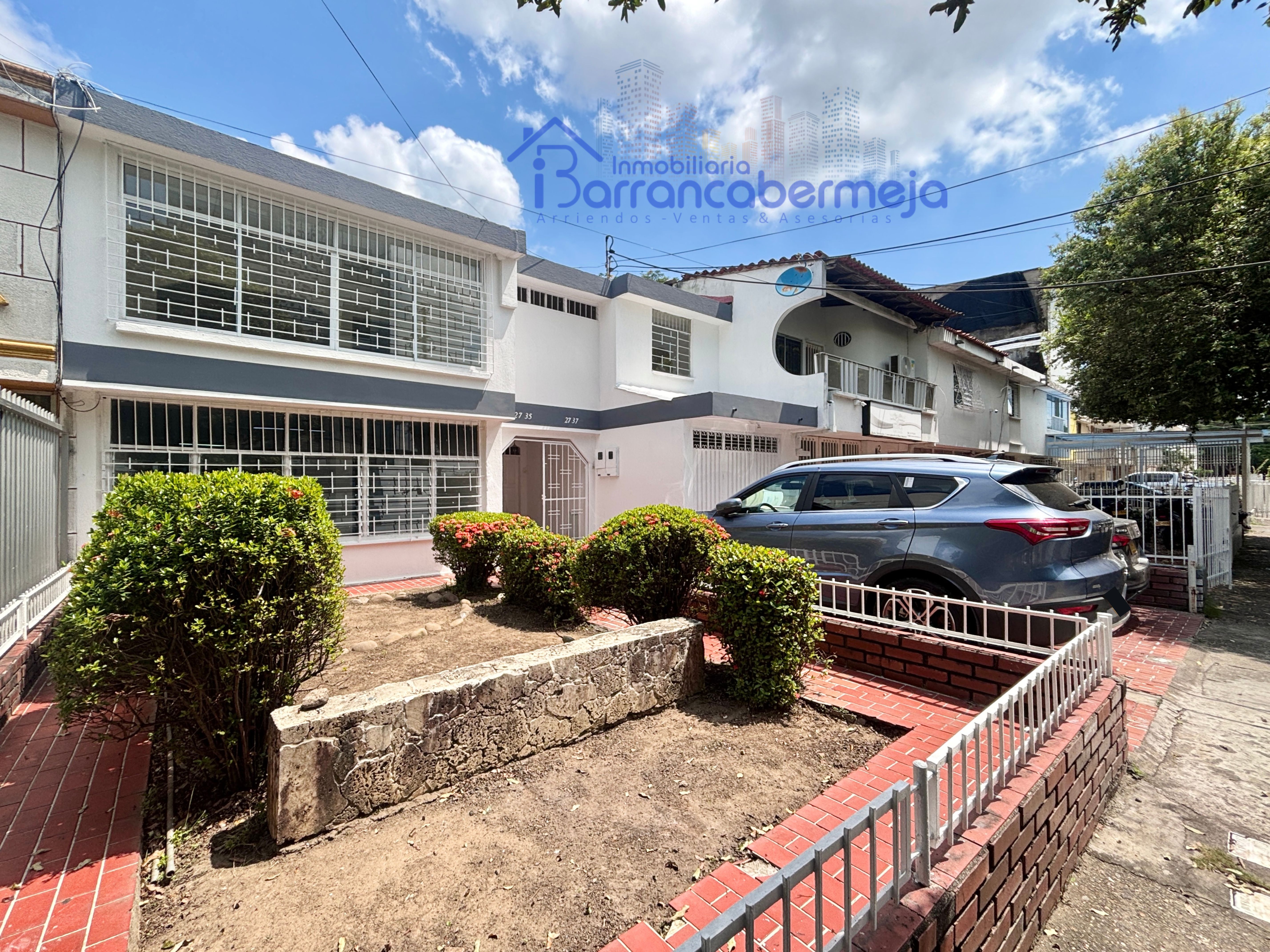 Casa en venta Santander Barrancabermeja Galán Gómez 300 m2 Habitaciones 6 Baños 5 Garajes 1 Precio $490000000