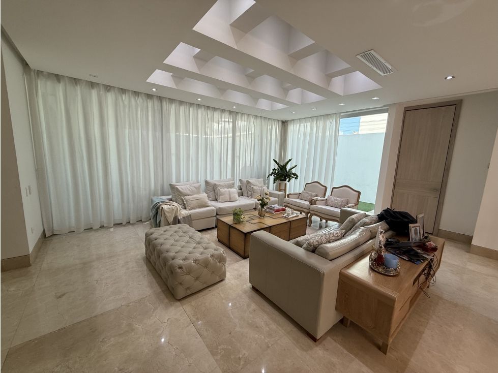 Casa en venta Atlántico Barranquilla El Tabor 450 m2 Habitaciones 4 Baños 4 Garajes 2 Precio $2100000000