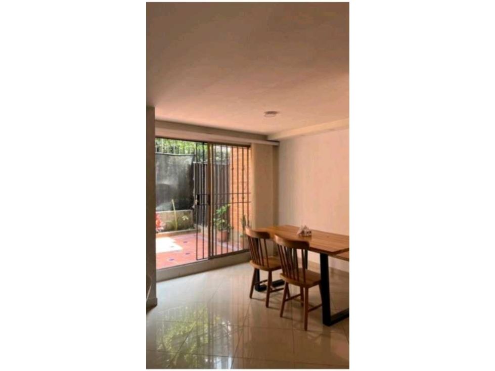 Casa en venta Antioquia Envigado Uribe Ángel 151 m2 Habitaciones 3 Baños 3 Garajes 2 Precio $960000000