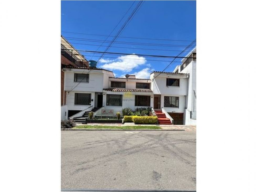 Apartamento en venta Cundinamarca Bogotá Santa Barbara Central 450 m2 Habitaciones 4 Baños 4 Garajes 4 Precio $2300000000