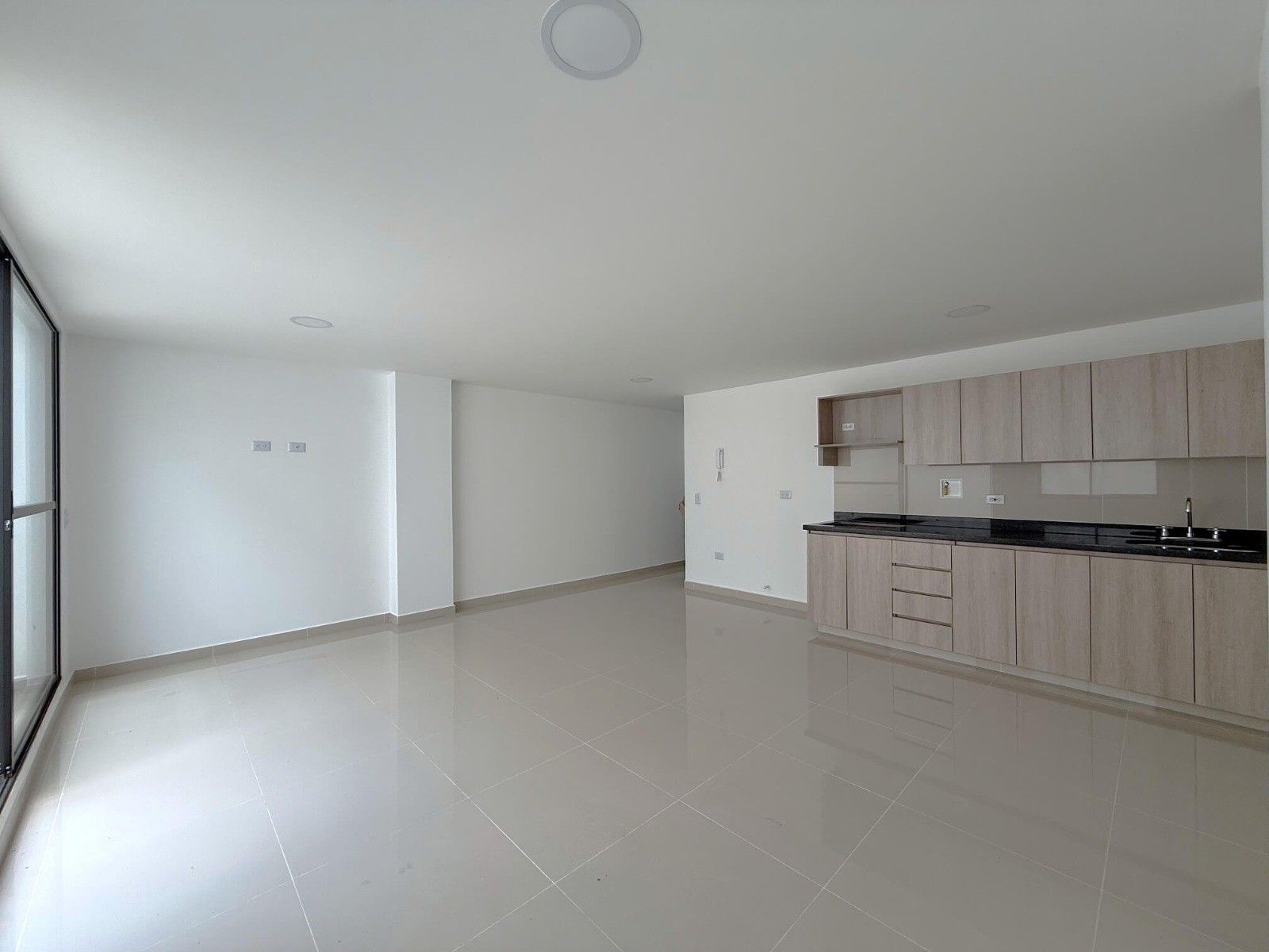 Apartamento en venta Antioquia Envigado Zona Centro 110 m2 Habitaciones 3 Baños 4 Garajes 0 Precio $550000000