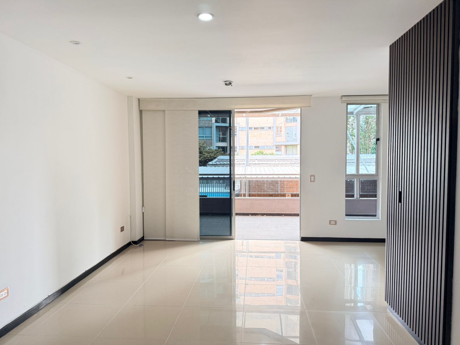 Apartamento en arriendo Antioquia Medellín Castropol 105 m2 Habitaciones 3 Baños 3 Garajes 2 Precio $7000000