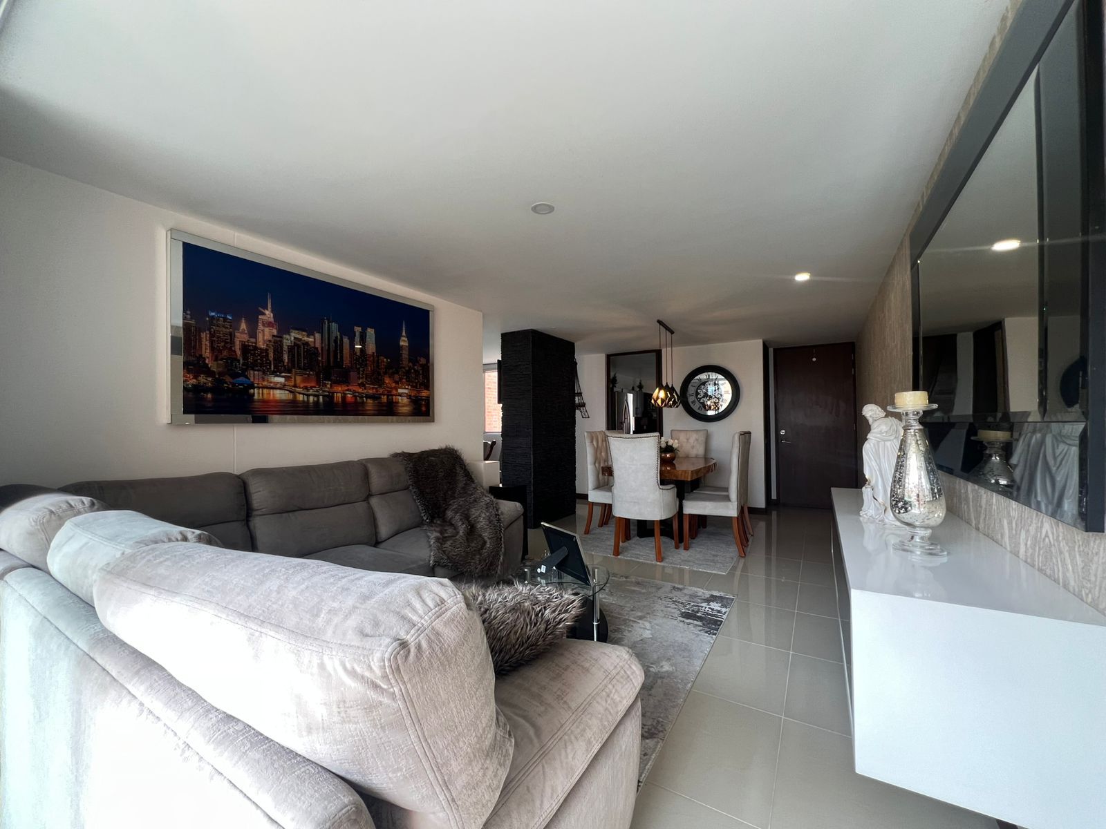 Apartamento en venta Antioquia Envigado Loma Del Atravesado 104 m2 Habitaciones 3 Baños 3 Garajes 2 Precio $815000000