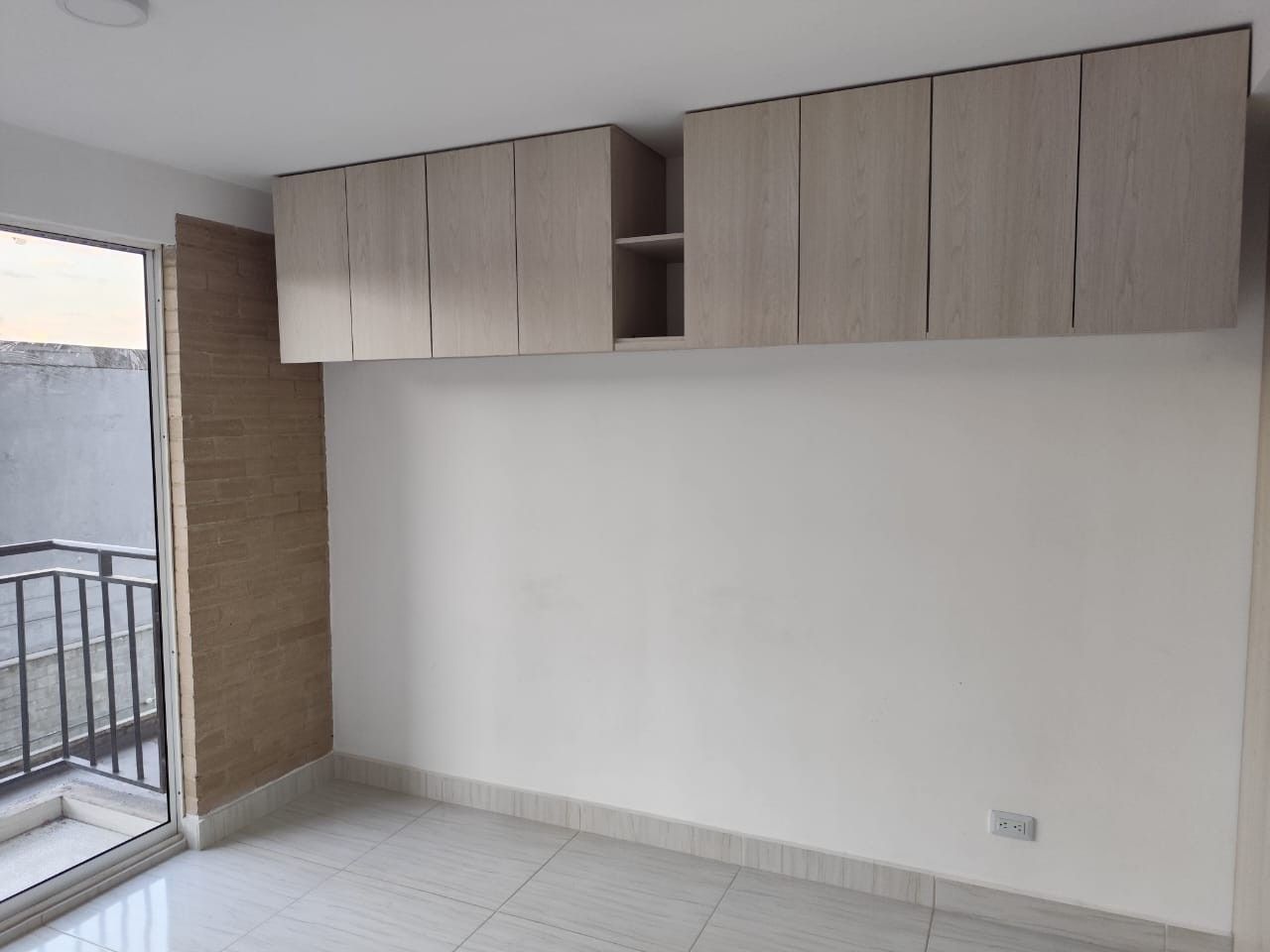 Apartaestudio en venta Valle Del Cauca Cali La Flora 40 m2 Habitaciones 1 Baños 1 Garajes 1 Precio $250000000