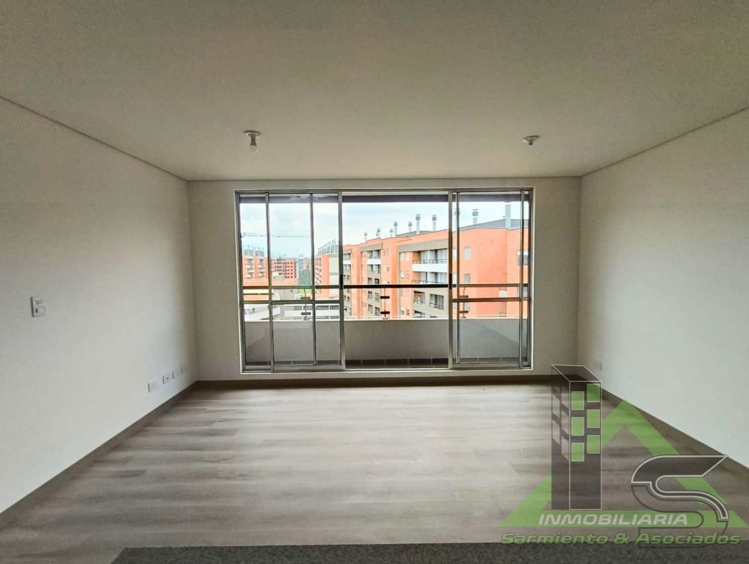 Apartamento en arriendo Cundinamarca Zipaquirá Vereda Centro 72 m2 Habitaciones 3 Baños 2 Garajes 1 Precio $1500000