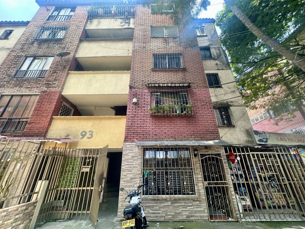 Apartamento en venta Valle Del Cauca Cali El Pondaje 56 m2 Habitaciones 3 Baños 1 Garajes 0 Precio $100000000