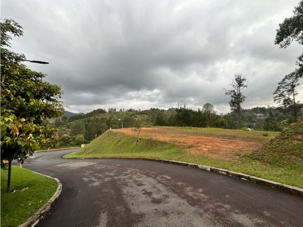 Lote en venta Antioquia El Retiro El Retiro 6800 m2 Habitaciones 0 Baños 0 Garajes 0 Precio $1000000000