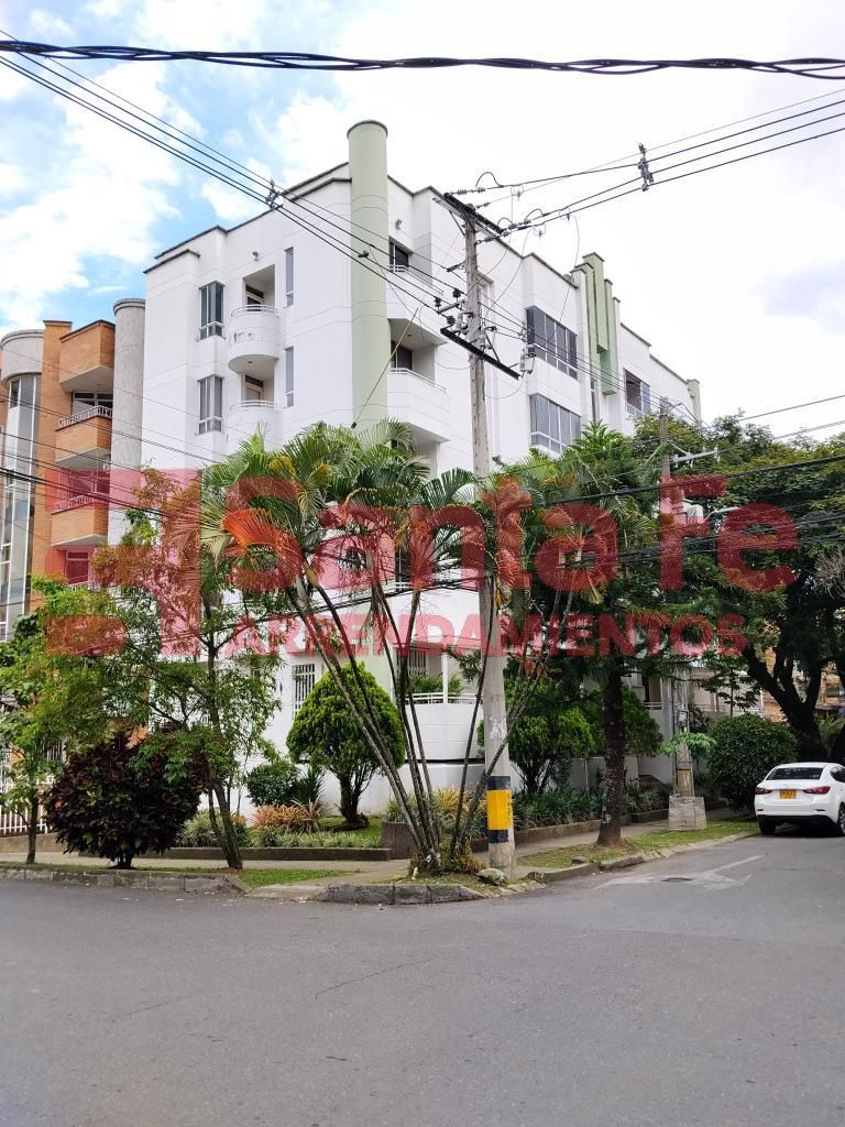 Apartamento en arriendo Antioquia Medellín Miravalle 105 m2 Habitaciones 4 Baños 2 Garajes 1 Precio $3100000