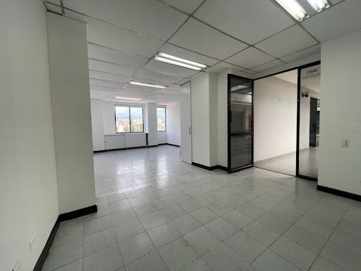 Oficina en arriendo Antioquia Medellín Lorena 38 m2 Habitaciones 0 Baños 1 Garajes 1 Precio $2000000