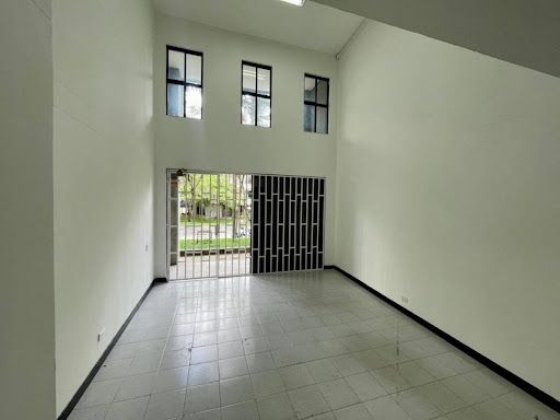 Bodega en arriendo Antioquia Medellín Lorena 90 m2 Habitaciones 0 Baños 2 Garajes 1 Precio $4700000