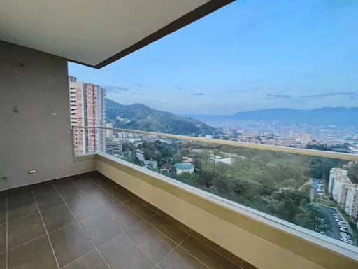 Apartamento en venta Antioquia Itagüí Santa Catalina 97 m2 Habitaciones 2 Baños 2 Garajes 2 Precio $784000000