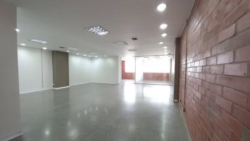 Oficina en arriendo Antioquia Medellín Shellmar 196 m2 Habitaciones 0 Baños 6 Garajes 21 Precio $16200000