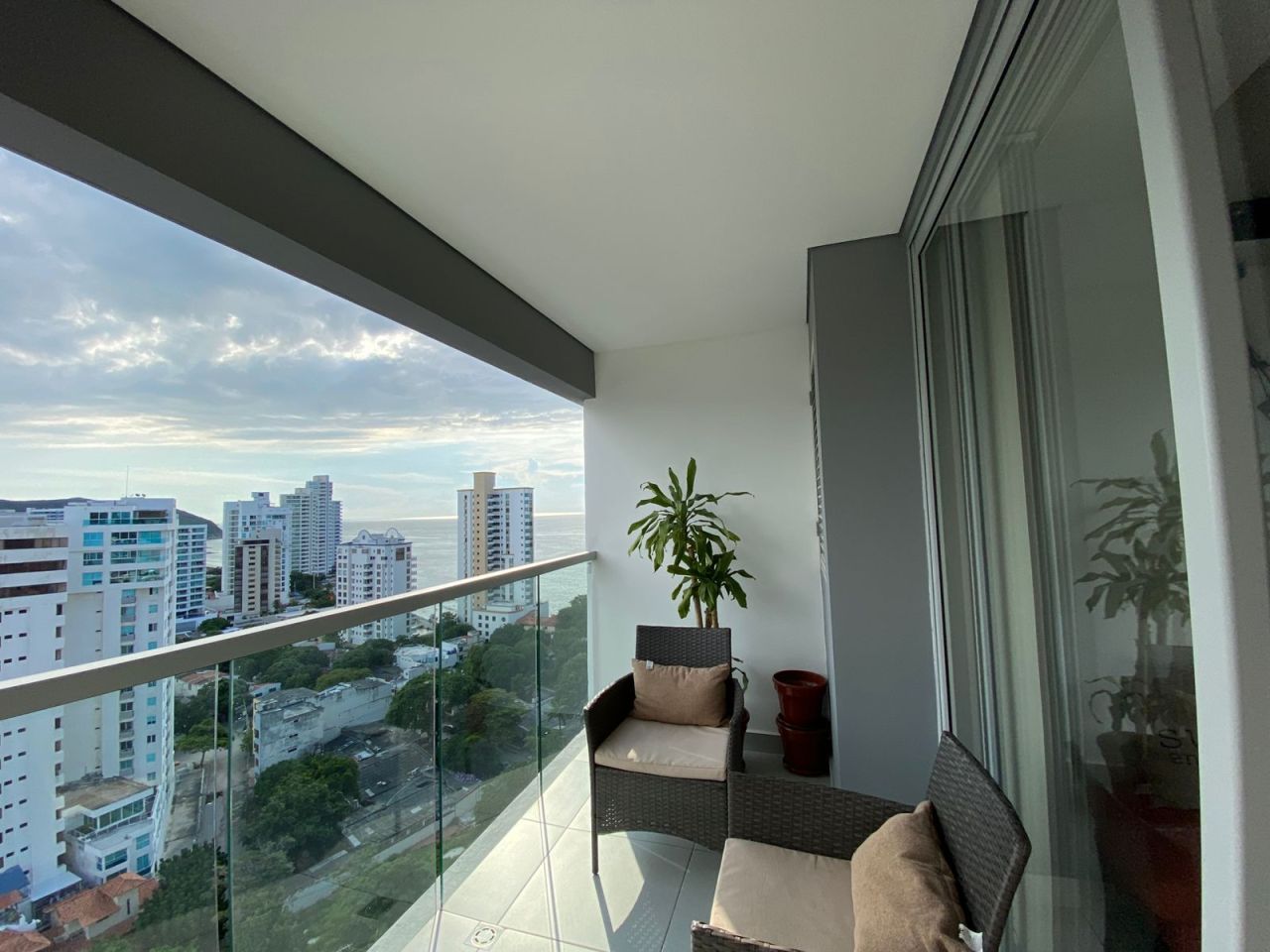 Apartamento en venta Magdalena Santa Marta Murujuy 89 m2 Habitaciones 2 Baños 3 Garajes 1 Precio $815000000