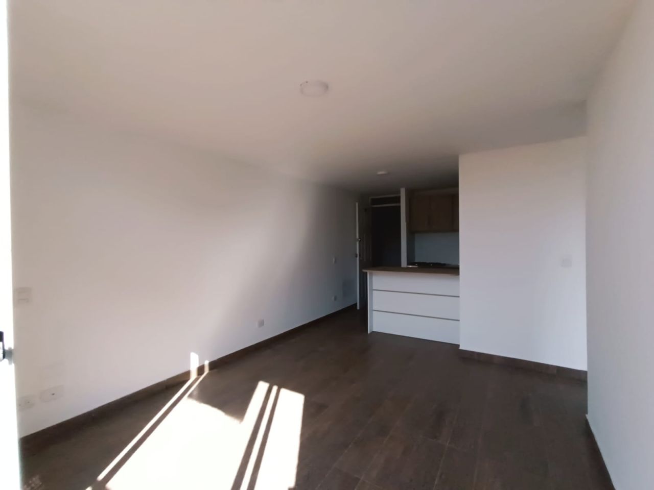 Apartamento en venta Cundinamarca Bogotá Centenario 42 m2 Habitaciones 2 Baños 1 Garajes 0 Precio $210000000