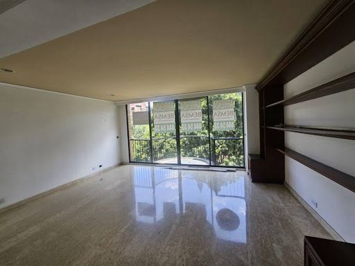 Apartamento en arriendo Antioquia Medellín Patio Bonito 140 m2 Habitaciones 2 Baños 2 Garajes 2 Precio $4900000