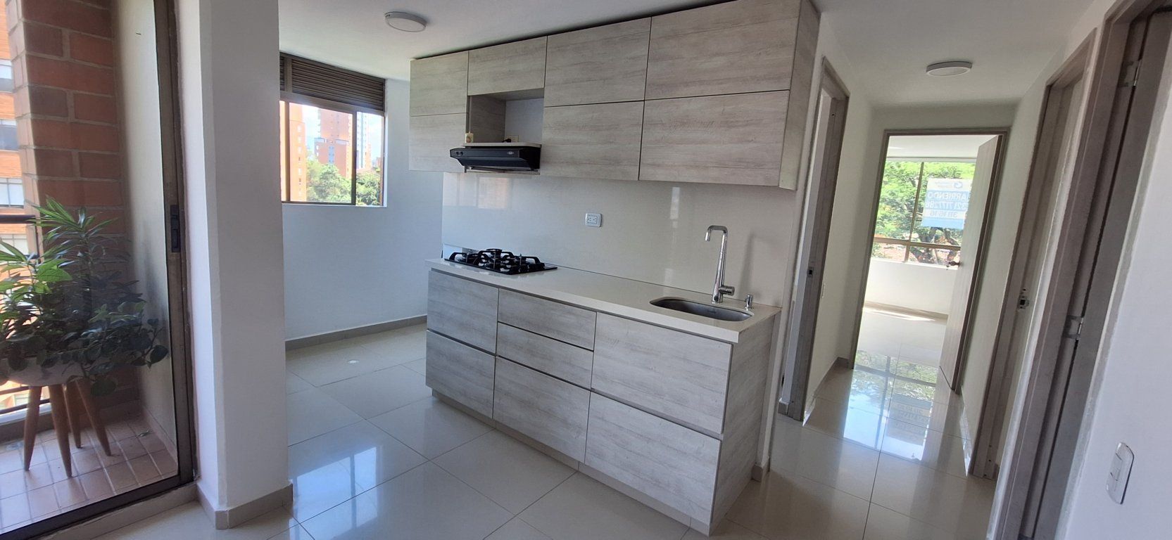 Apartamento en arriendo Antioquia Medellín Castropol 78 m2 Habitaciones 3 Baños 2 Garajes 1 Precio $4000000