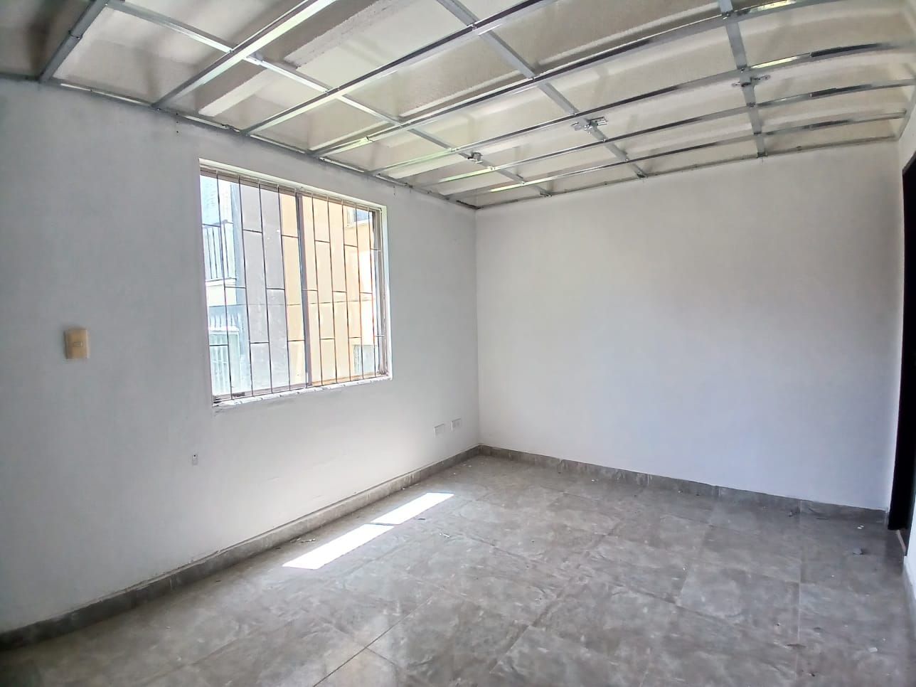 Apartamento en arriendo Risaralda Pereira Villa Navarra 75 m2 Habitaciones 3 Baños 2 Garajes 0 Precio $1600000