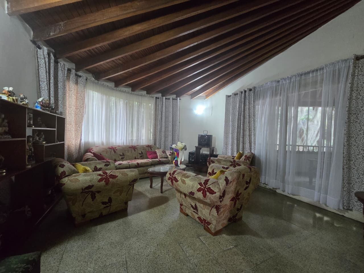 Casa en venta Antioquia Medellín La Castellana 603 m2 Habitaciones 6 Baños 4 Garajes 1 Precio $3500000000