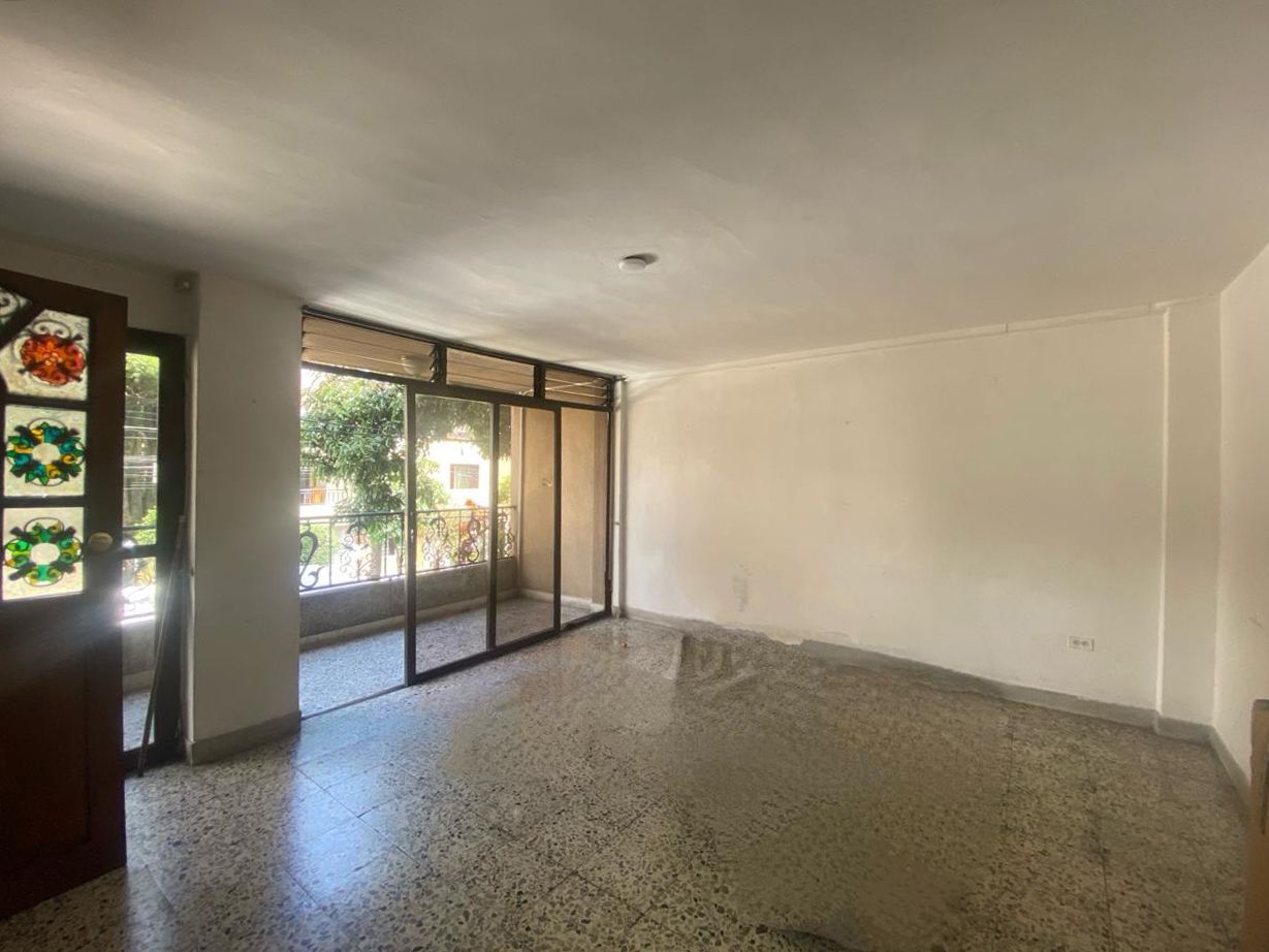 Oficina en arriendo Antioquia Envigado San Marcos 110 m2 Habitaciones 0 Baños 1 Garajes 2 Precio $10300000