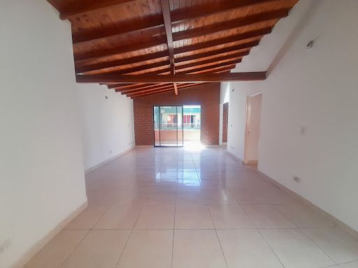 Apartamento en venta Antioquia Itagüí Simón Bolívar 105 m2 Habitaciones 3 Baños 2 Garajes 0 Precio $400000000