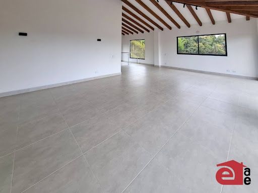 Casa Campestre en venta Antioquia El Carmen De Viboral El Carmen De Viboral 2000 m2 Habitaciones 4 Baños 5 Garajes 2 Precio $2300000000