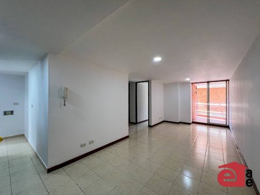 Apartamento en arriendo Antioquia Envigado La Orquídea 96 m2 Habitaciones 3 Baños 2 Garajes 1 Precio $3000000
