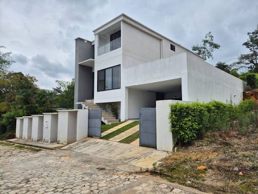 Casa Campestre en venta Santander Girón Acapulco 611 m2 Habitaciones 4 Baños 5 Garajes 2 Precio $1350000000