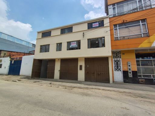 Bodega en arriendo Cundinamarca Bogotá Engativa Centro 300 m2 Habitaciones 0 Baños 5 Garajes 0 Precio $10000000