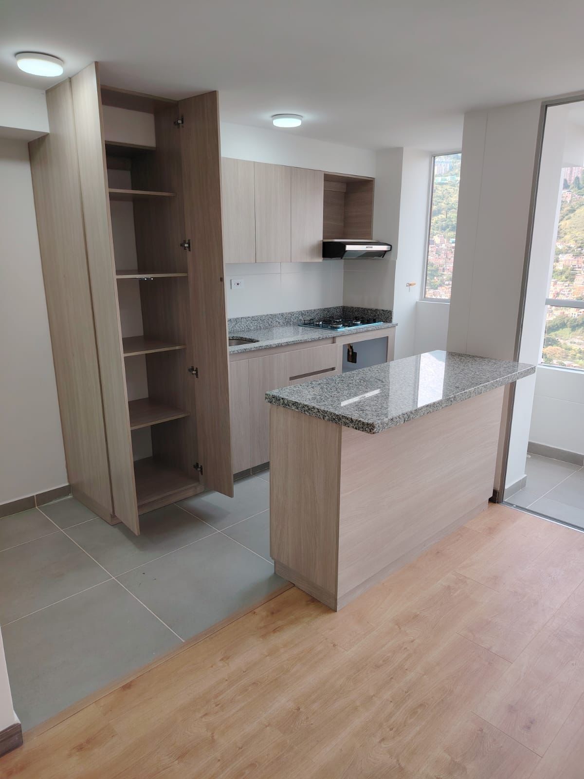 Apartamento en venta Antioquia Medellín Blanquizal 61 m2 Habitaciones 2 Baños 2 Garajes 1 Precio $460000000