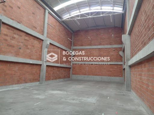 Bodega en arriendo Antioquia Itagüí Zona Industrial 1 450 m2 Habitaciones 0 Baños 3 Garajes 2 Precio $19500000