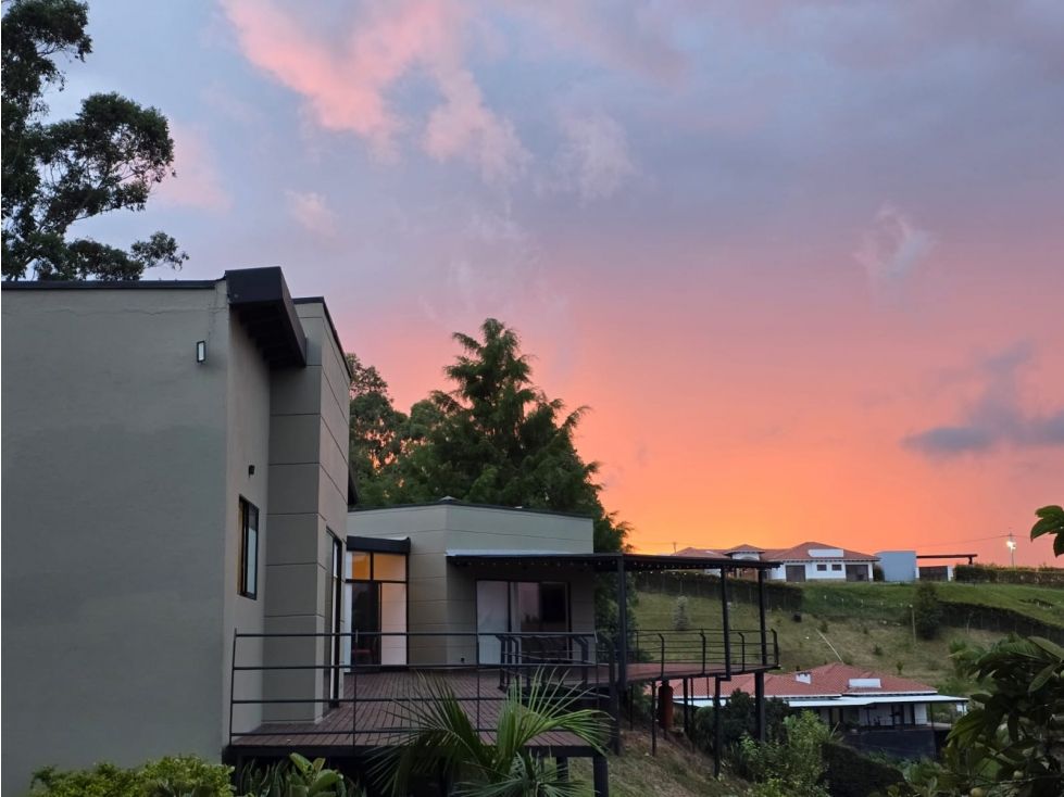 Casa Campestre en arriendo Antioquia Rionegro Rionegro 330 m2 Habitaciones 3 Baños 4 Garajes 6 Precio $7500000