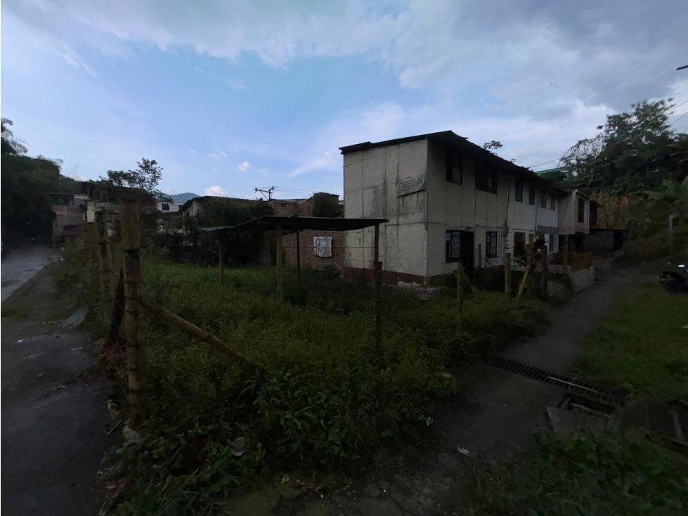 Casa en venta Risaralda Dosquebradas Br Campestre B 79 m2 Habitaciones 3 Baños 2 Garajes 1 Precio $160000000