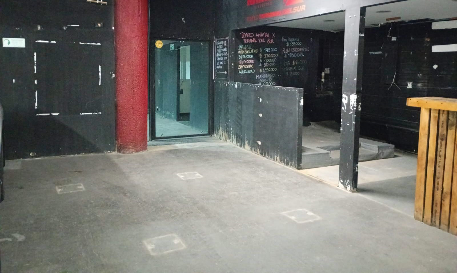 Local en arriendo Antioquia Medellín Cristo Rey 300 m2 Habitaciones 0 Baños 1 Garajes 0 Precio $11300000