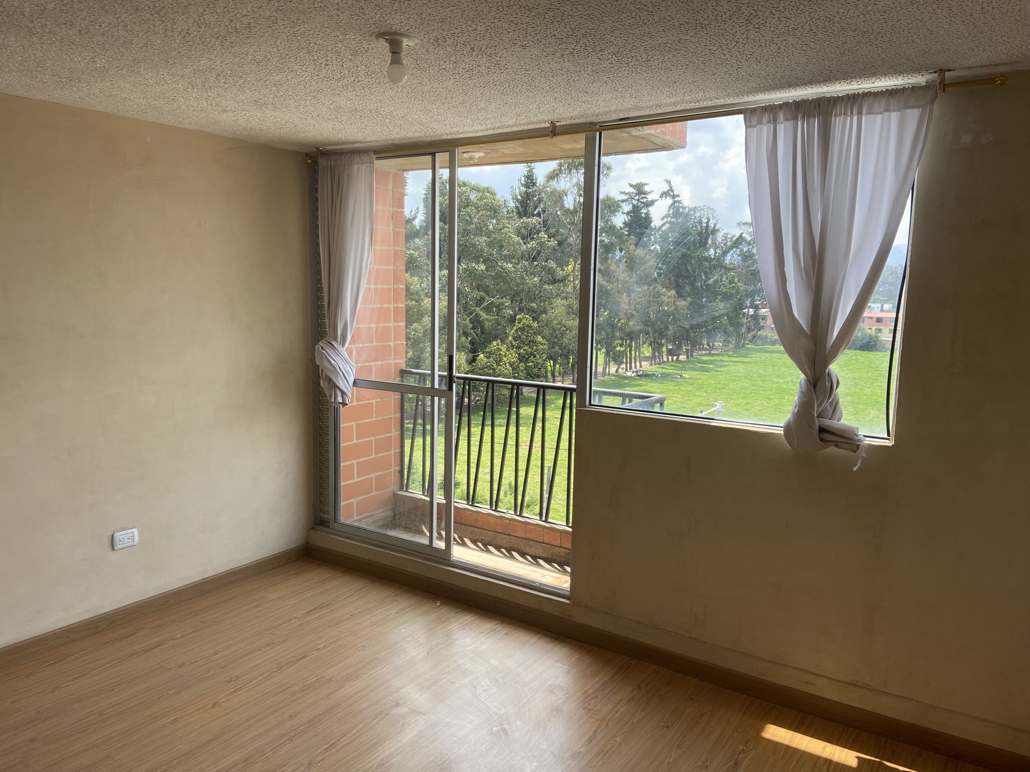 Apartamento en venta Cundinamarca Tocancipá Cr Puerta Del Sol 54 m2 Habitaciones 3 Baños 2 Garajes 0 Precio $187000000