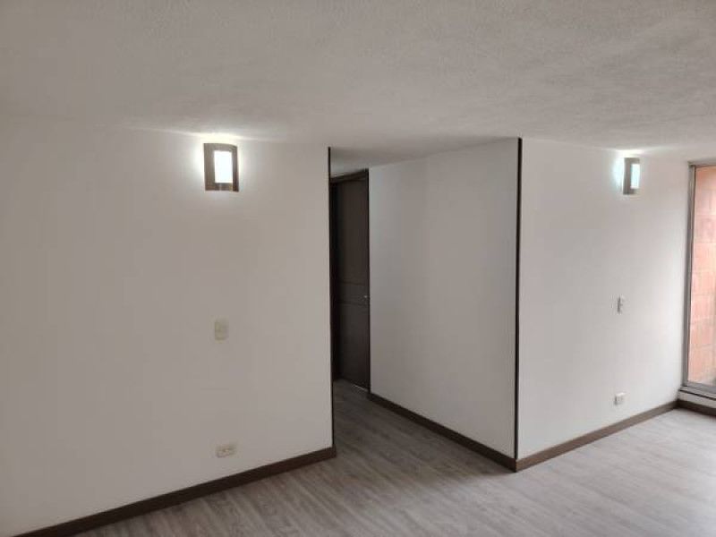 Apartamento en venta Cundinamarca Soacha Cjr Castaño 59 m2 Habitaciones 3 Baños 2 Garajes 0 Precio $197000000