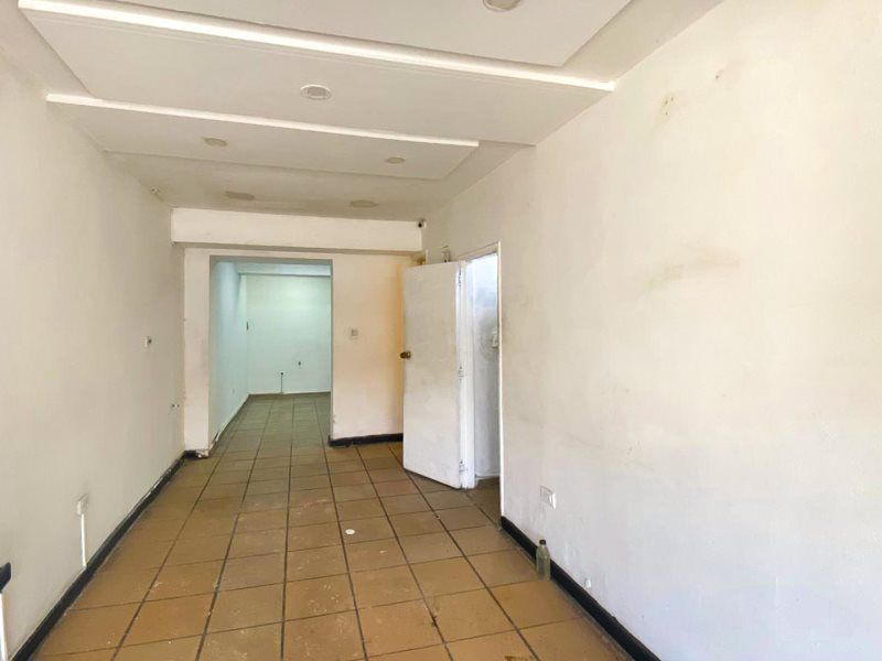 Local en arriendo Antioquia Medellín Rosales 36 m2 Habitaciones 0 Baños 1 Garajes 0 Precio $2200000