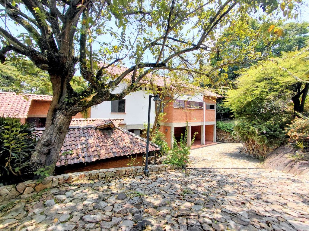 Casa en venta Valle Del Cauca Yumbo Belalcazar 391 m2 Habitaciones 4 Baños 4 Garajes 4 Precio $1900000000