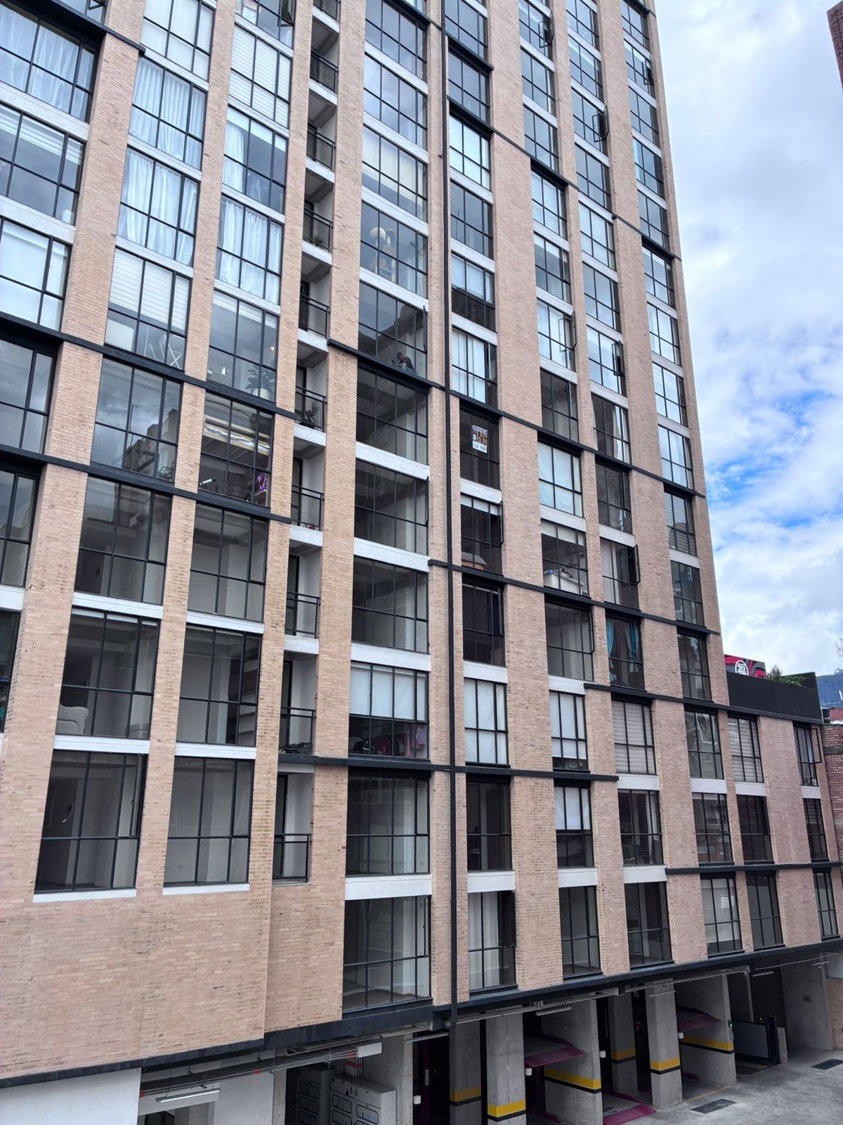 Apartaestudio en arriendo Cundinamarca Bogotá Chapinero Sur Occidental 28 m2 Habitaciones 1 Baños 1 Garajes 0 Precio $1850000