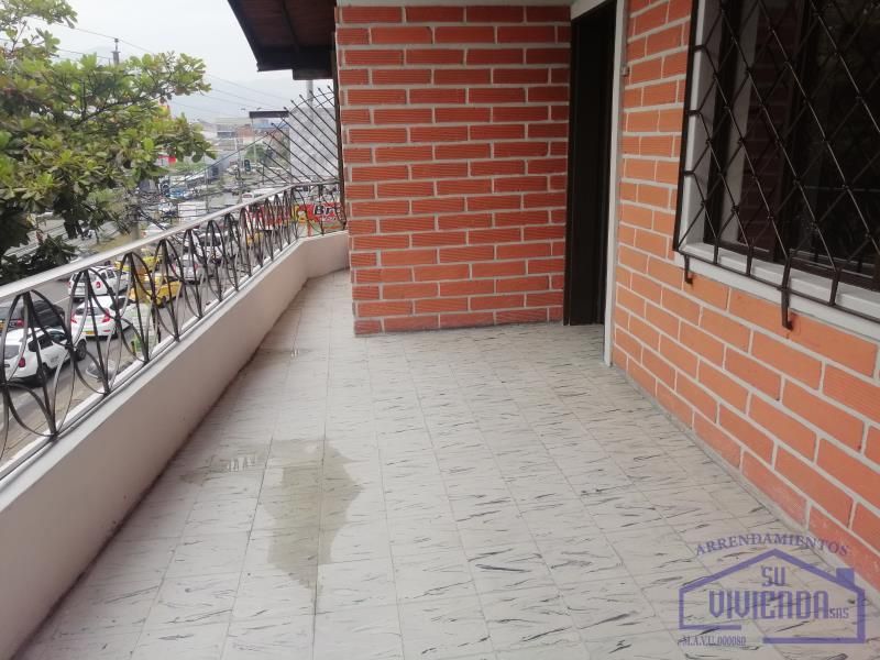 Casa en arriendo Antioquia Medellín Shellmar 155 m2 Habitaciones 3 Baños 2 Garajes 0 Precio $2750000