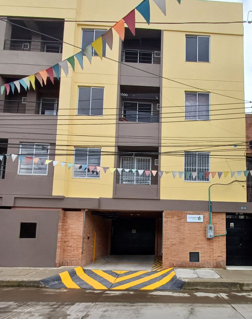 Apartamento en arriendo Cundinamarca Bogotá Giralda 54 m2 Habitaciones 2 Baños 2 Garajes 0 Precio $1900000