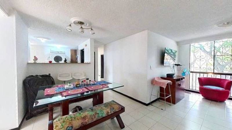 Apartamento en venta Valle Del Cauca Cali Sector Transito Municipal 80 m2 Habitaciones 3 Baños 2 Garajes 1 Precio $390000000