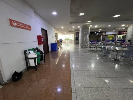 Local en arriendo Valle Del Cauca Cali Eucarístico 27 m2 Habitaciones 0 Baños 1 Garajes 1 Precio $1700000