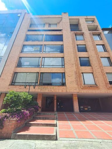 Apartamento en arriendo Cundinamarca Bogotá Chico Norte Et Iii 55 m2 Habitaciones 1 Baños 2 Garajes 1 Precio $2880000