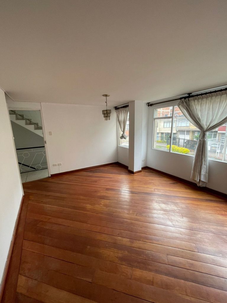Apartamento en venta Cundinamarca Bogotá Pardo Rubio 110 m2 Habitaciones 3 Baños 3 Garajes 0 Precio $540000000