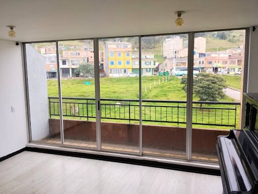 Apartamento en venta Cundinamarca Zipaquirá La Esmeralda 64 m2 Habitaciones 3 Baños 2 Garajes 1 Precio $225000000