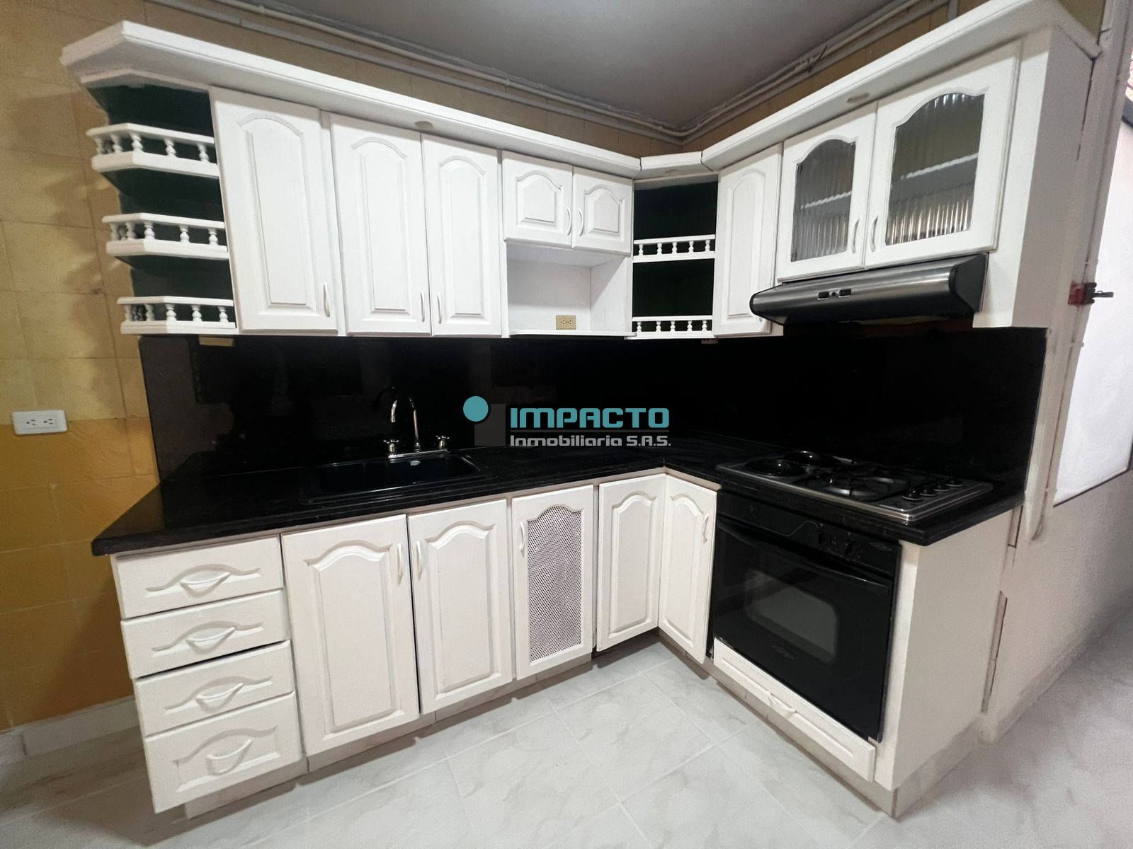 Casa en arriendo Antioquia Medellín Las Playas 100 m2 Habitaciones 4 Baños 2 Garajes 0 Precio $2350000