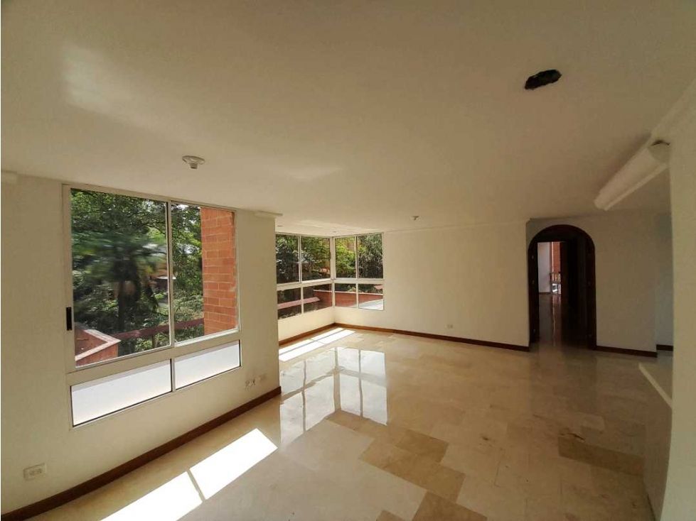 Apartamento en arriendo Antioquia Envigado El Chinguí 115 m2 Habitaciones 3 Baños 3 Garajes 2 Precio $4950000