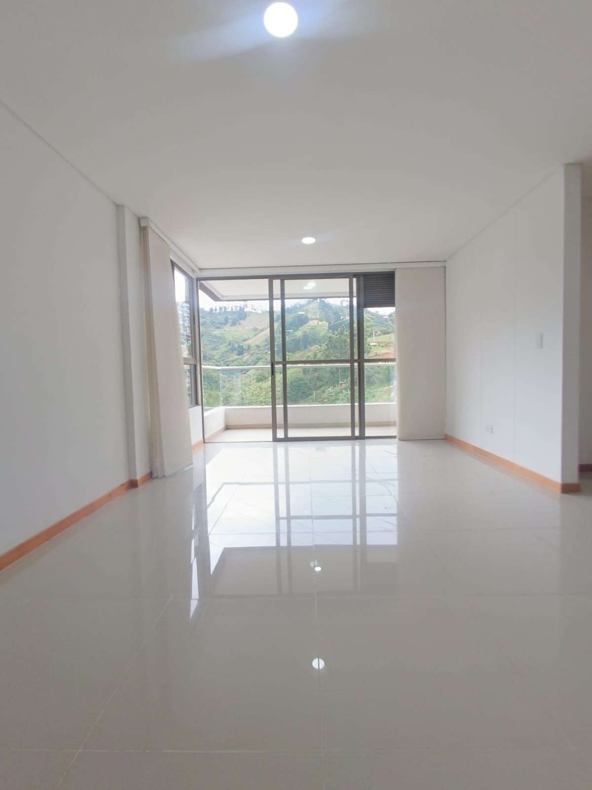 Apartamento en arriendo Antioquia Sabaneta Ub Cortijo De San Jose 75 m2 Habitaciones 1 Baños 2 Garajes 0 Precio $2500000