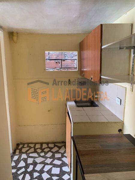 Casa en arriendo Antioquia Itagüí Calatrava 62 m2 Habitaciones 3 Baños 1 Garajes 0 Precio $1400025
